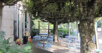 Hôtel-Restaurant     Auberge  Magnette