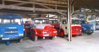 Véhicules anciens industriels et agricoles