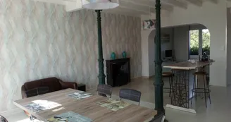 Gite La Cerisaie - Louchy-Montfand