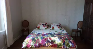 Gite La Cerisaie - Louchy-Montfand