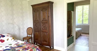 Accès chambre 2, Gîte La Cerisaie, Louchy-Montfand dans l'Allier en Auvergne