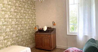 Chambre 3 avec fauteuil convertible, Gîte La Cerisaie, Louchy-Montfand dans l'Allier en Auvergne