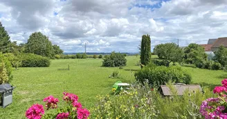 Jardin extérieur, Gîte La Cerisaie, Louchy-Montfand dans l'Allier en Auvergne