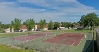 Terrain de tennis - Tronget