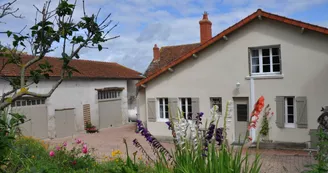 Gîte Le Préau Fleuri à Charroux