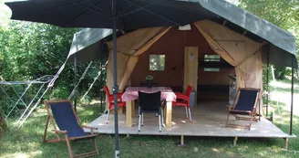 Camping "Le Petit Moulin"