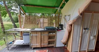 Tente-Lodge La Sauvageonne