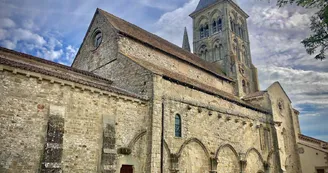 Les Pierres parlent - Eglise de Saint-Menoux