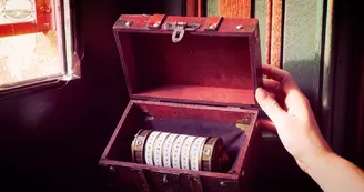 Escapes game outdoor Bourbon