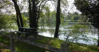 aire-de-camping-cars-grez-neuville-49-accam-photo6