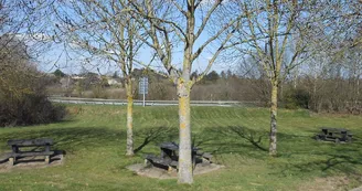 aire-au-rond-point-de-l'europe-segré-49-accam-photo4