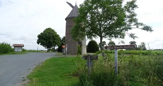 aire-camping-car-moulin-guillou-sm-tillieres-osezmauges-anjou©ZenonMoreau