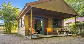 camping-de-coulvee-chemille-cea-osez-mauges-chalet
