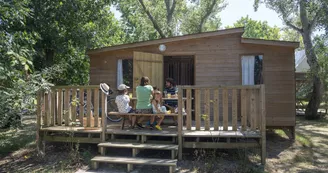 camping-ferme-guyonniere-anjou-cabane-family