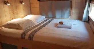 toue-au-bout-de-l'île-chambre-Montjean-sur-Loire-Mauges-Sur-Loire