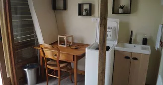 espace-buanderie-tiny-house-le-puiset-doré
