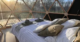 geode-bulle-lire-oa-hebergement-insolite-osez-mauges-©C.Deroch (21)