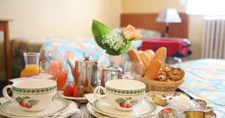 Auberge de la Rose - petit déjeuner en chambre_11