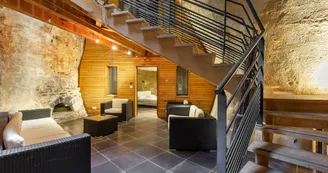 Rocaminori Troglo-hôtel_Louresse-Rochemenier - _3