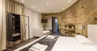 Rocaminori Troglo-hôtel_Louresse-Rochemenier - _7