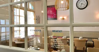 Hôtel Le Volney - Salle petit déjeuner_6