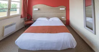 chambre-hotel-restaurant-la-gabelle-msl-saint-florent-osezmauges-anjou-©DD-1481 (2)