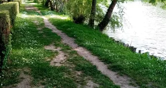 Camping Les Portes de l'Anjou - Bord du Loir (2)