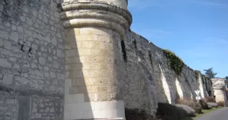 Remparts du Coudray-Macouard