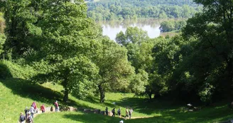Sentier avec vue sur la Loire, coulée de la Luce, Champtoceaux