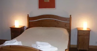 Village de Gîtes - Le Domaine du Grand Tourtre -42 pers