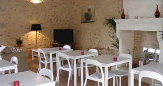 Village de Gîtes - Le Domaine du Grand Tourtre -42 pers