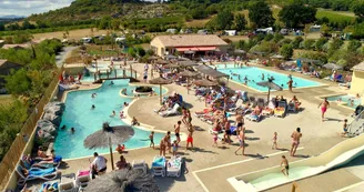 Aire de service/accueil camping-car au camping les Arches