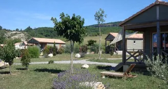 Aire de service/accueil camping-car au camping les Arches