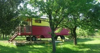 Roulotte au Domaine de Briange