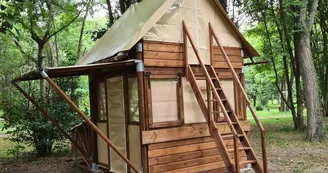 roulotte au camping du Lion