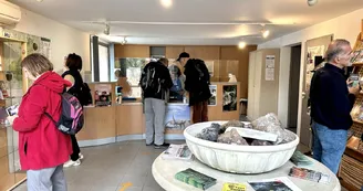 Office de Tourisme Sources & Volcans -  bureau de Thueyts