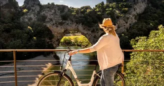 Central Location - Location de vélos et VTT classiques