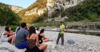 Nuit en tente cosy 6 places au bivouac de Gaud