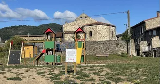 Aire de jeux et de pique-nique - "Monteil"