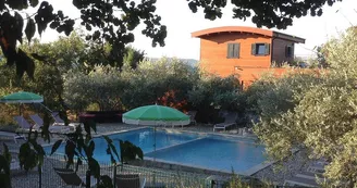 Les Roulottes et Cabanes de Saint Cerice