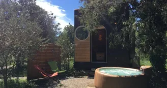 Les Roulottes et Cabanes de Saint Cerice