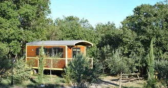 Les Roulottes et Cabanes de Saint Cerice