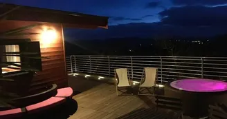 Les Roulottes et Cabanes de Saint Cerice