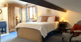 Les Baumes de Tersanne - village de gîtes