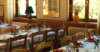 Les Baumes de Tersanne - village de gîtes