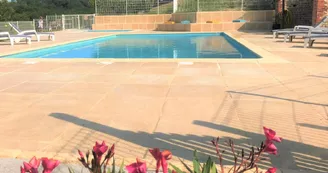 Les Baumes de Tersanne - village de gîtes