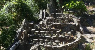 Le monde merveilleux du pic des fées - Le Ron des Fades