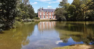 Réserve de Beaumarchais, Autrèche - Le château de Beaumarchais