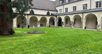 Cloitre Cordeliers-1