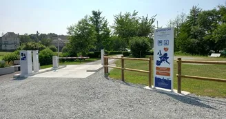 aire de camping car Le Dorat